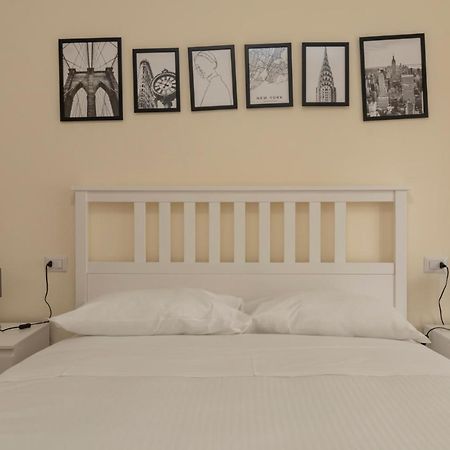 Joivy Modern 2Bed Flat With Balcony, 250M From M5 Foppa And M2 Sant'Agostino Apartment Milan Exterior photo