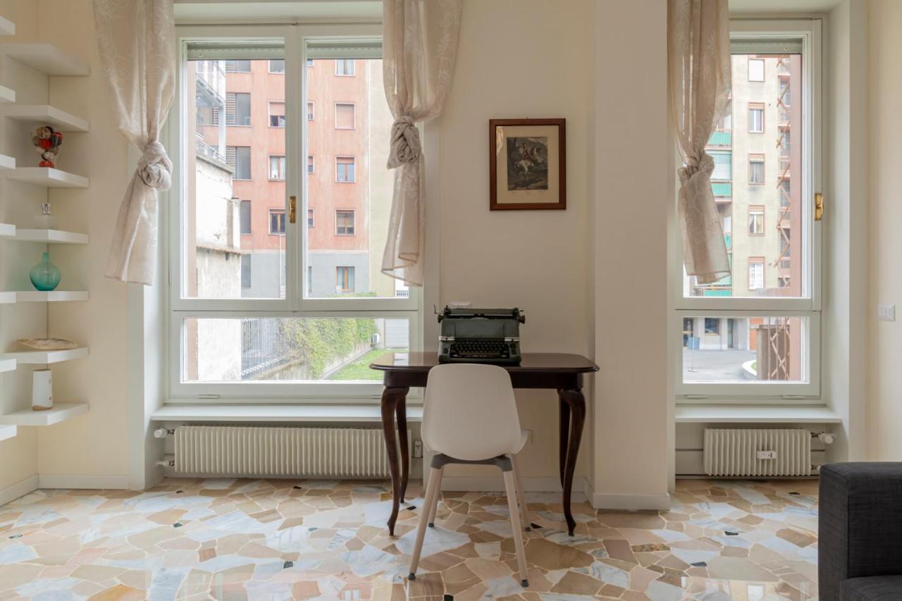 Joivy Modern 2Bed Flat With Balcony, 250M From M5 Foppa And M2 Sant'Agostino Apartment Milan Exterior photo